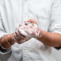 敏感肌や肌トラブルが多い人にナーブルスソープが向いている理由