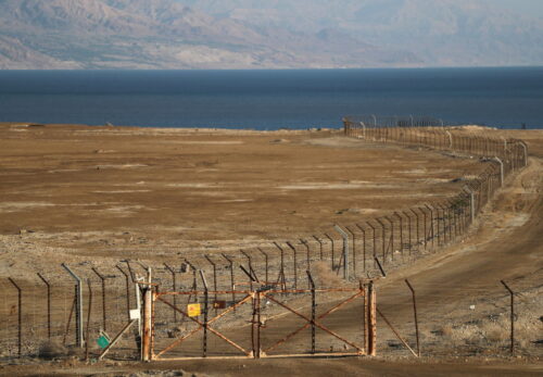 死海観光の裏側｜アクセス制限が生むパレスチナ人の不利な状況