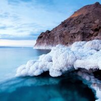 パレスチナ人にとっての死海とは？近くて遠い海の現実