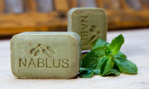 なぜ今、パレスチナを支援したい人がナーブルスソープを選んでいるのか