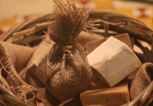 オリーブ石鹸とは？効果・使い方・選び方まで完全ガイド